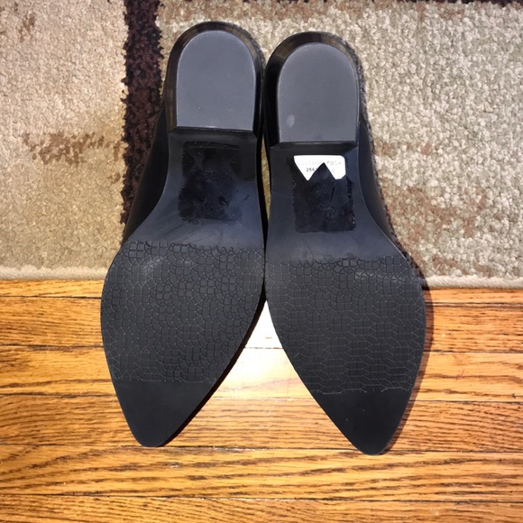 Abound Black Pointed Western Ankle Booties - Picture 6 of 8